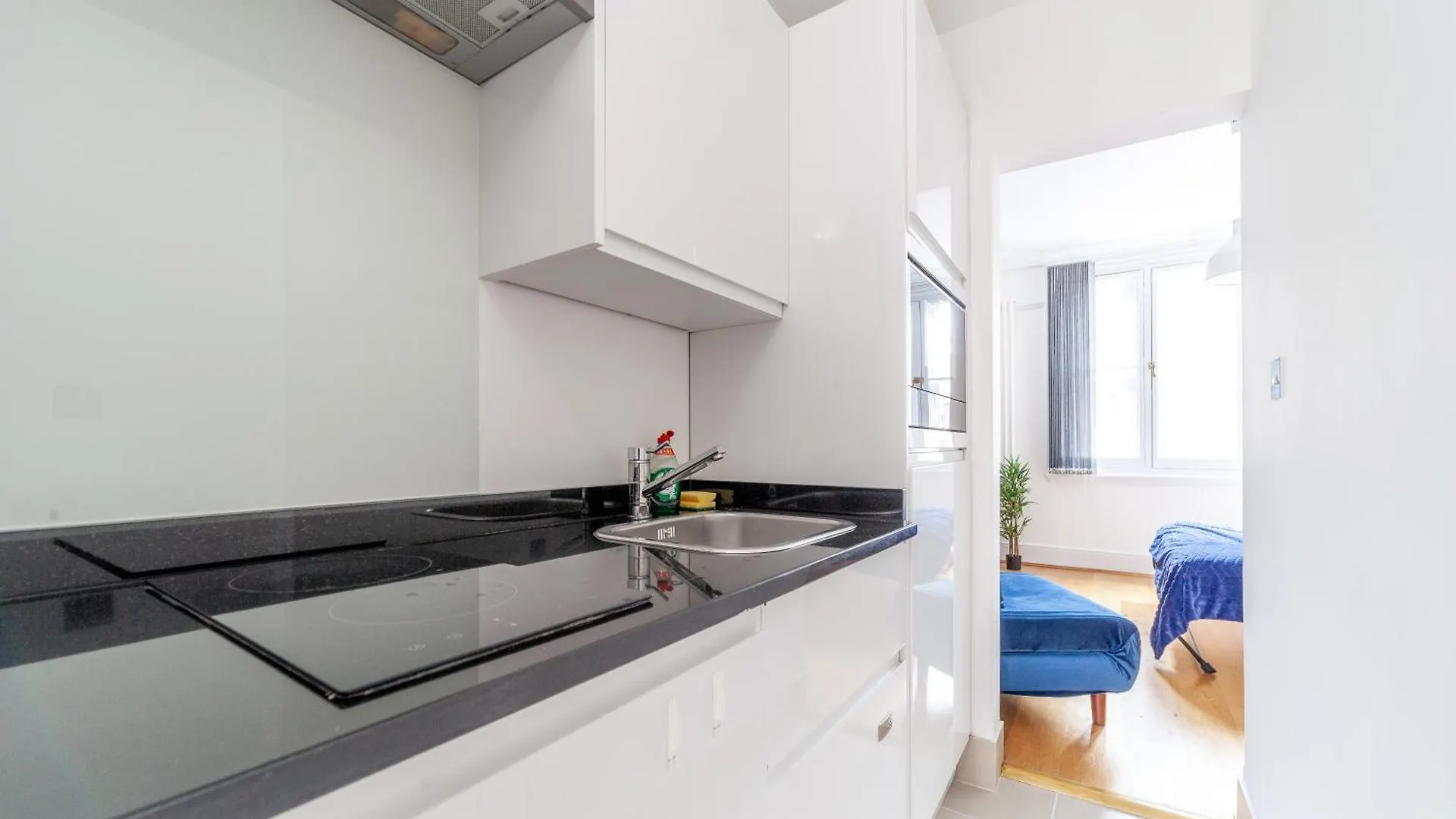 Apartment Cannon Street Studios London
