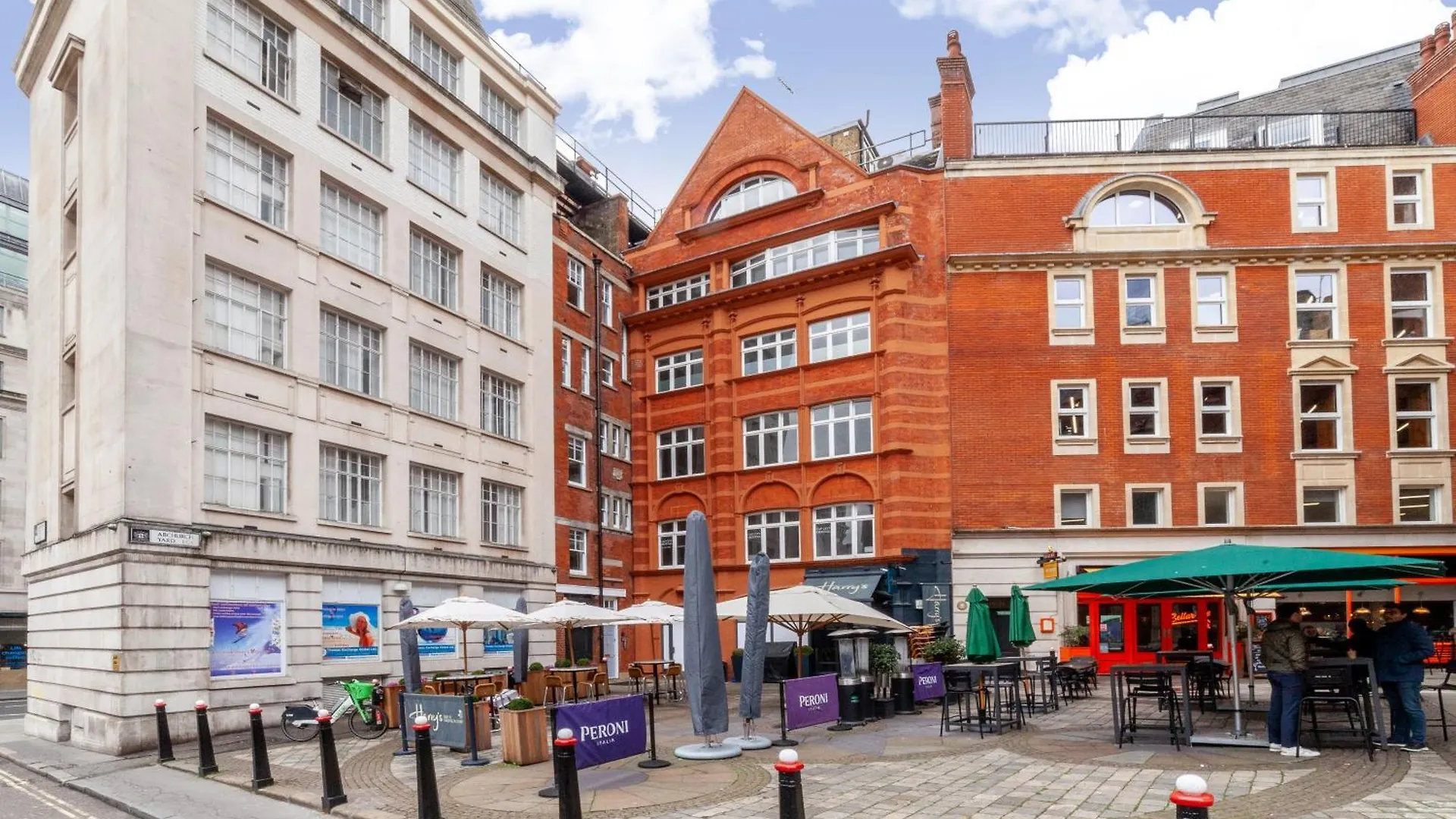 Cannon Street Studios London Apartment