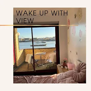 Perfect In The Centre With View London